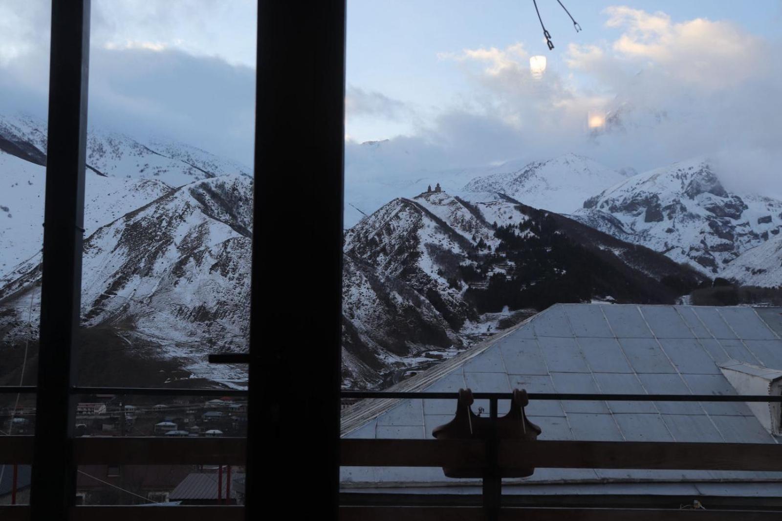 Guesthouse Relax In Kazbegi Zewnętrze zdjęcie