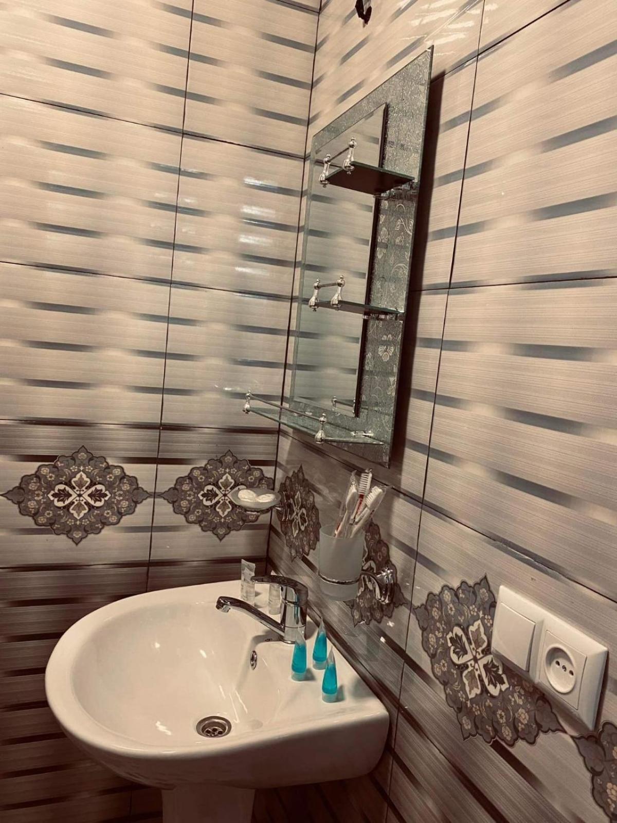 Guesthouse Relax In Kazbegi Zewnętrze zdjęcie