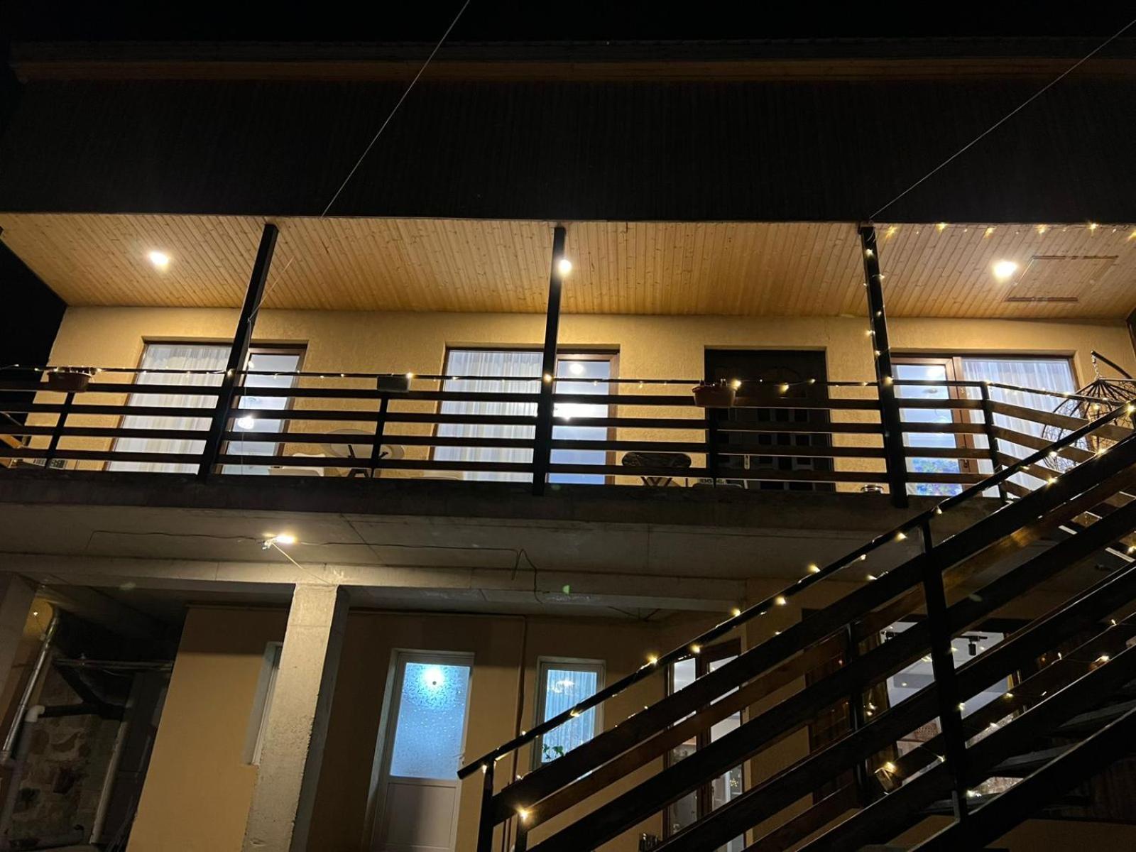 Guesthouse Relax In Kazbegi Zewnętrze zdjęcie